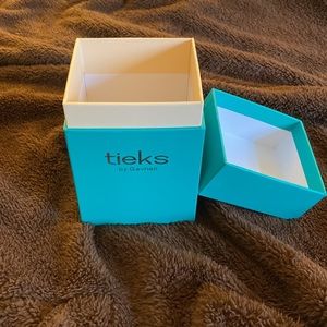 Tieks box only. Originally for size 10 Calouflage
